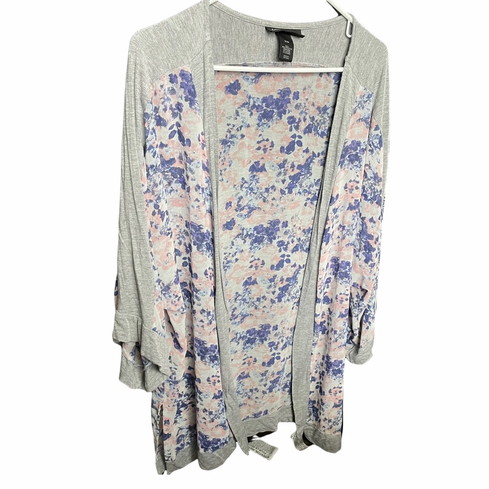 Lane Bryant floral sheer kimono Size 14/16